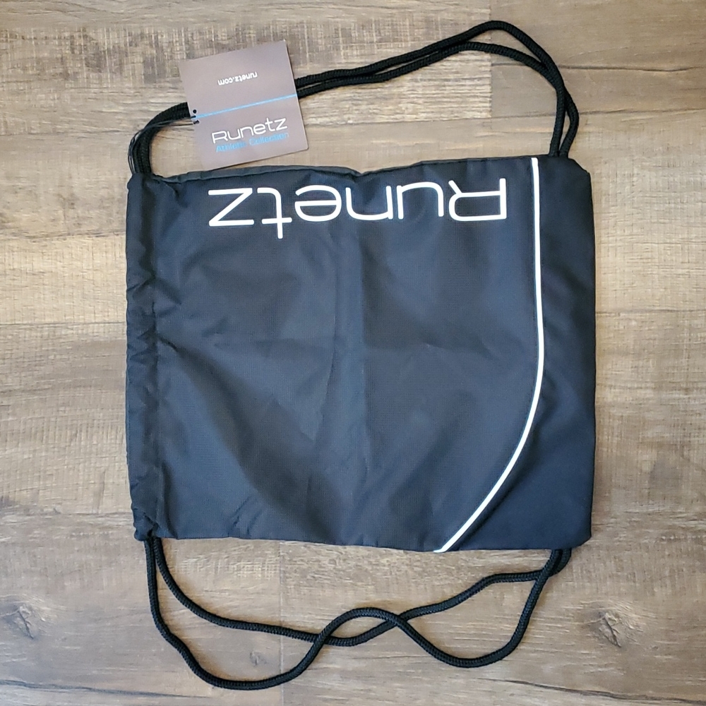NWT Runetz Athletic Gym Sack Bag Drawstring Backpack Sportbag  Sackpack